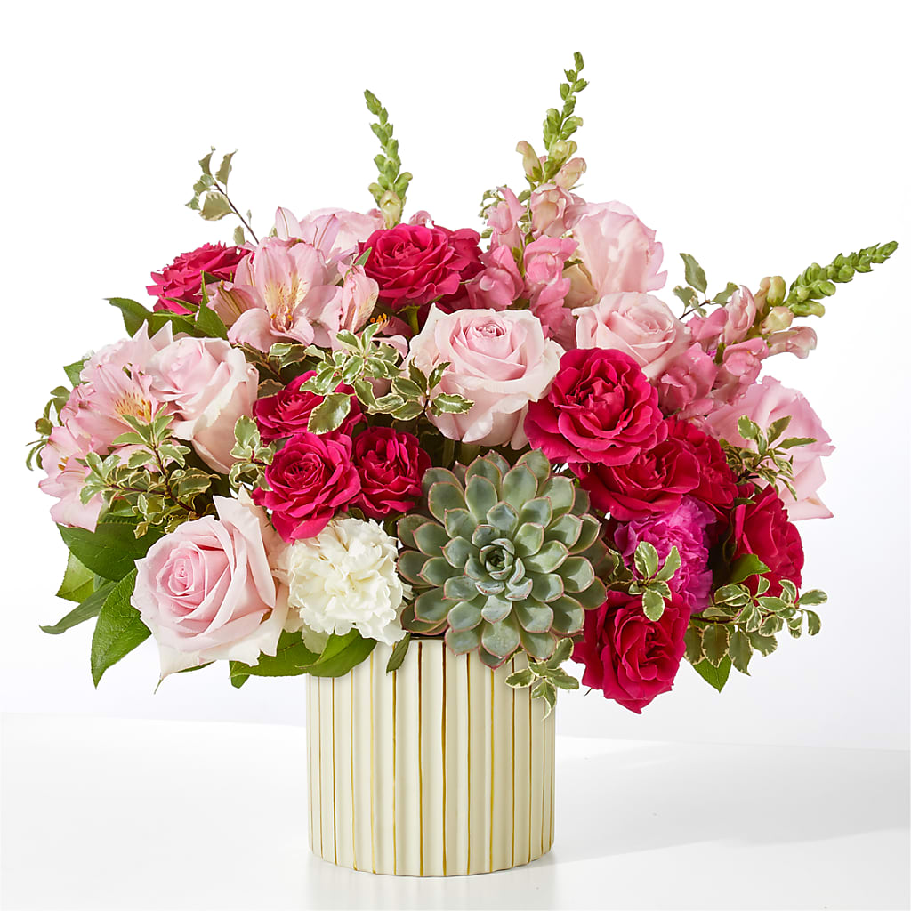 Magenta Musings Bouquet – Paoli Mercantile, Paoli IN