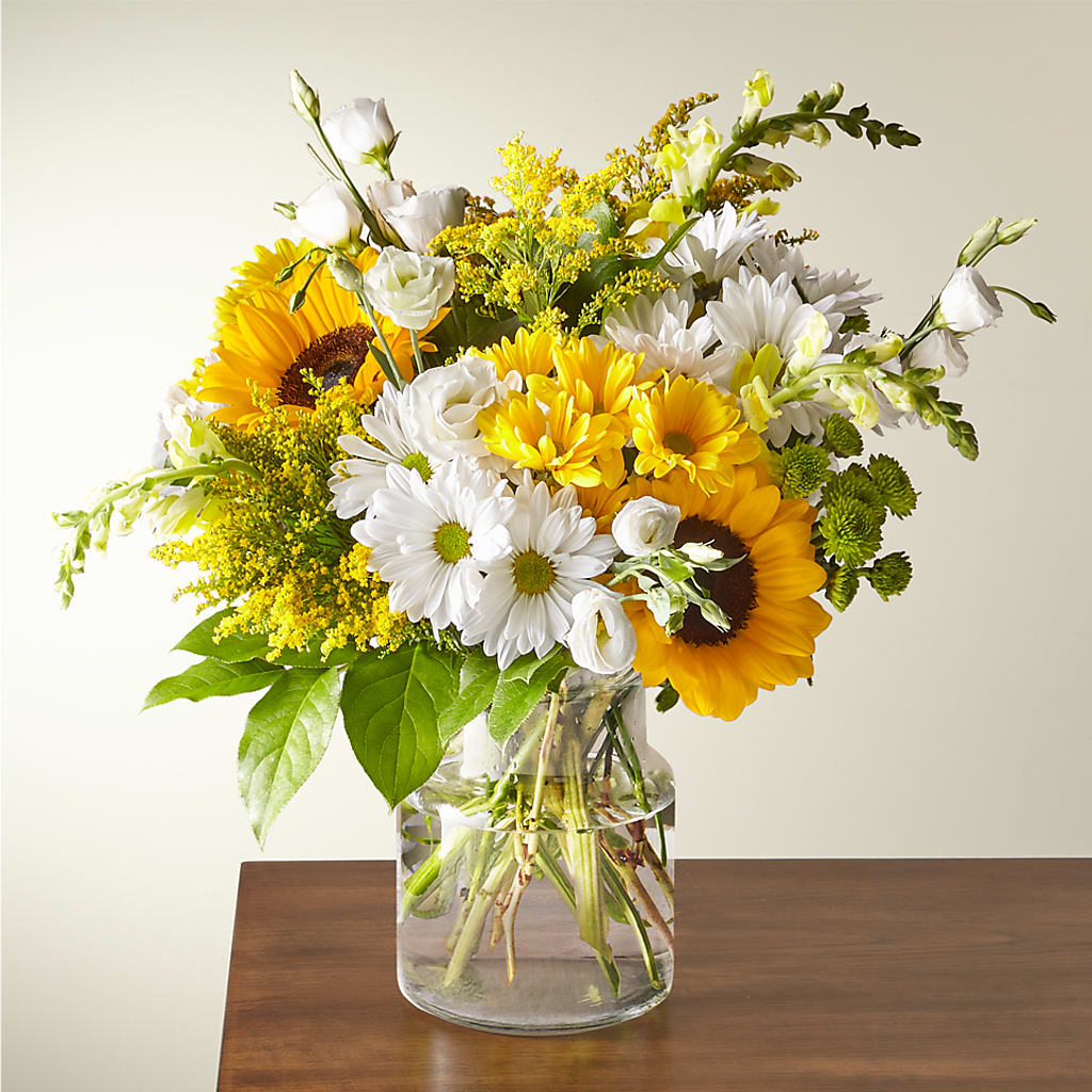 Hello Sunshine Bouquet – Paoli Mercantile, Paoli IN