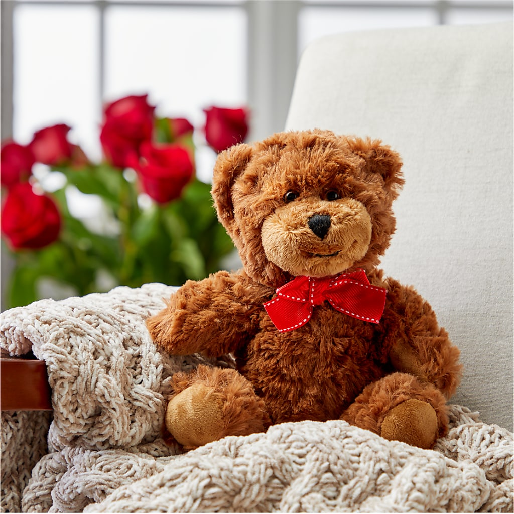 Romantic Long Stem Red Rose Bouquet Bundles – Paoli Mercantile, Paoli IN
