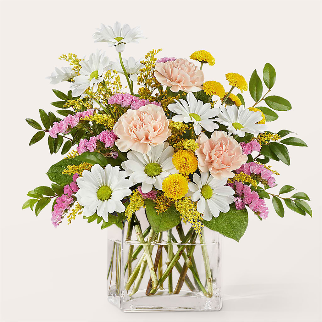 Country Cottage Bouquet – Paoli Mercantile, Paoli IN