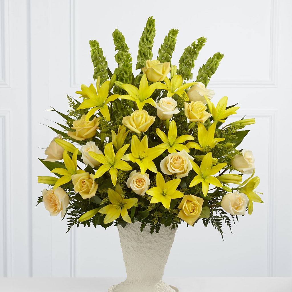 Golden Memories Arrangement – Paoli Mercantile, Paoli IN
