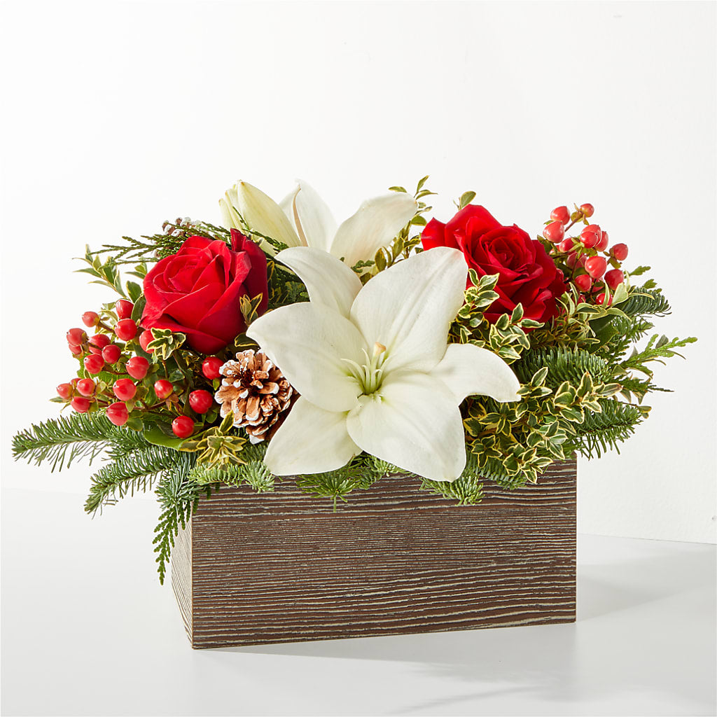 Snowy Wonderland Bouquet –  Paoli Mercantile, Paoli IN