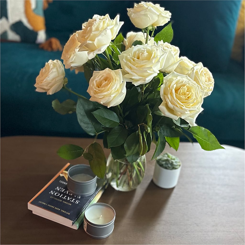 Long Stem Yellow Rose Bouquet –  Paoli Mercantile, Paoli IN