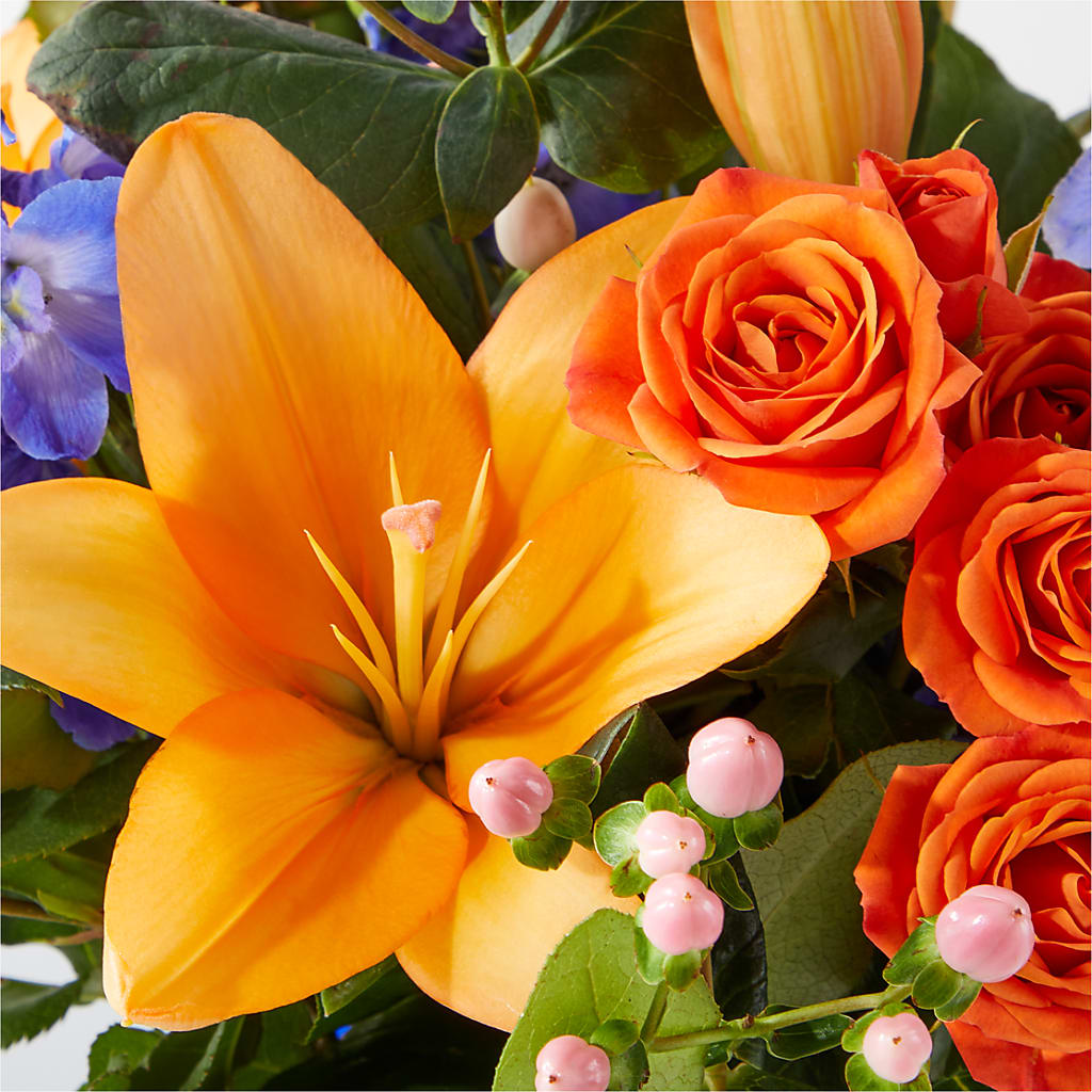 Radiant Citrus Bouquet –  Paoli Mercantile, Paoli IN