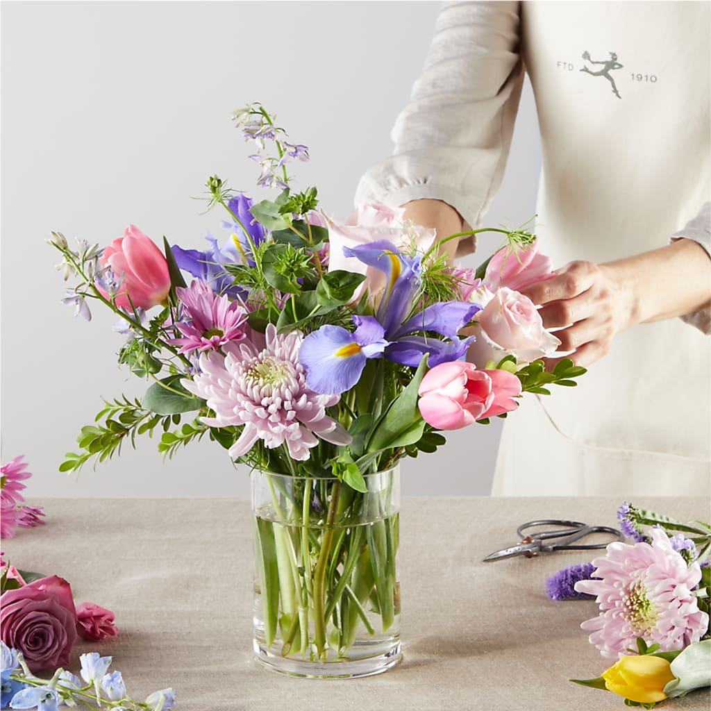 Spring Tradition - A Florist Original –  Paoli Mercantile, Paoli IN