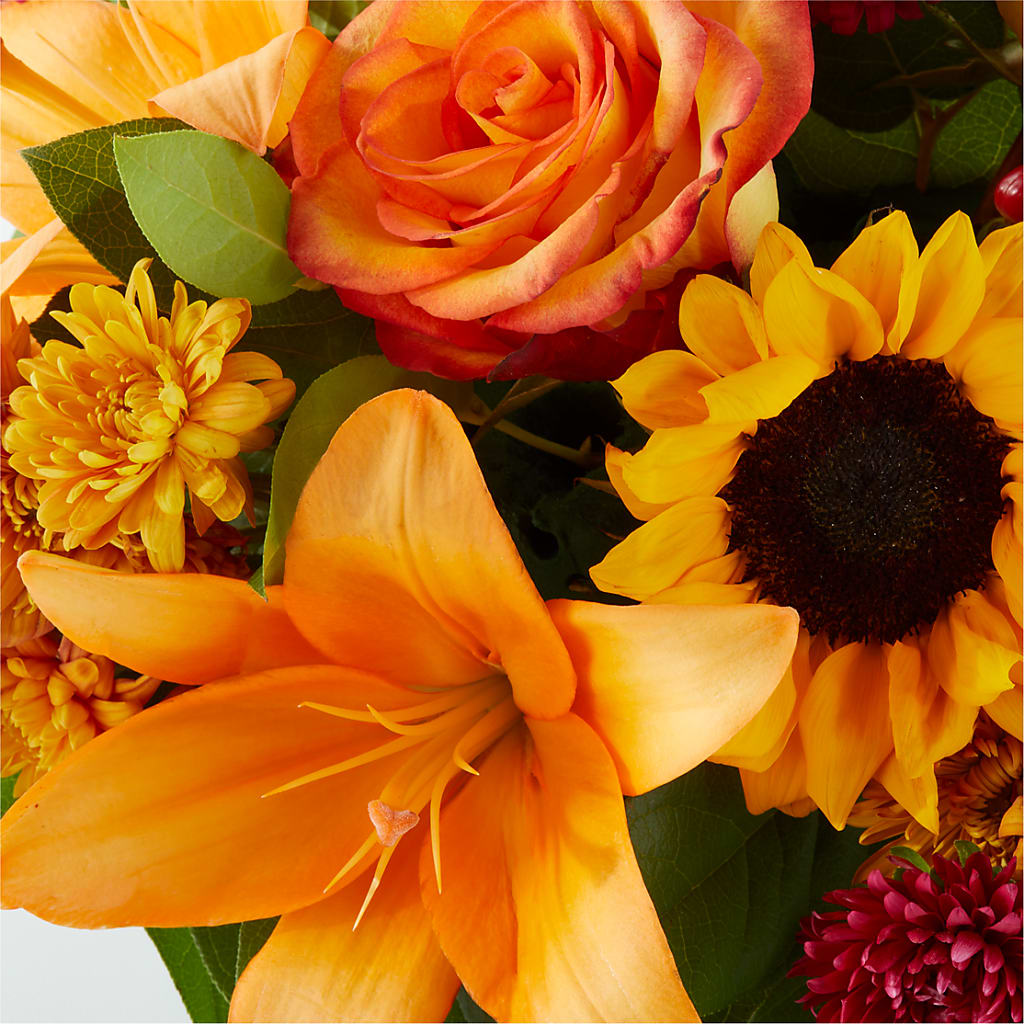 Grateful Centerpiece –  Paoli Mercantile, Paoli IN