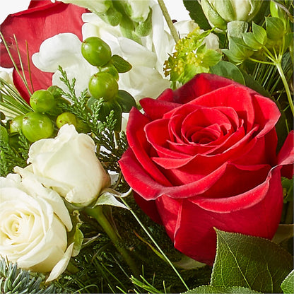 Deck the Halls Bouquet –  Paoli Mercantile, Paoli IN